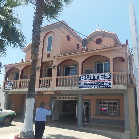 Suites Leon Rojo Тихуана Экстерьер фото